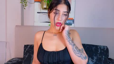 cutewofy online show from May 6, 2026, 7:08 pm