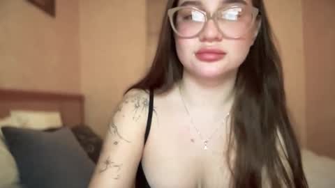 Snapshot of cuteyaji chatting on November 18, 2025, 6:56 pm CuteAnn online show from November 18, 2025, 6:56 pm