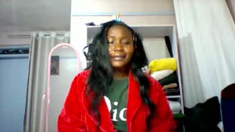 cutezola online show from January 9, 2026, 6:31 pm
