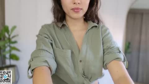 angela online show from May 6, 2026, 9:09 pm