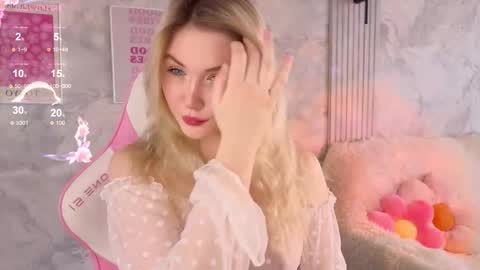 Snapshot of cutie_angels chatting on February 21, 2026, 4:24 am HelloMy name Eva online show from February 21, 2026, 4:24 am