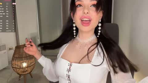 Anna and Nick online show from October 21, 2025, 7:58 pm