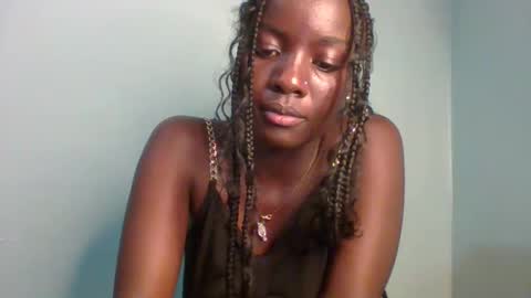 Snapshot of cutie_choco chatting on October 16, 2025, 9:27 pm cutie_choco online show from October 16, 2025, 9:27 pm