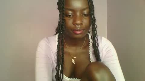 Snapshot of cutie_choco chatting on October 18, 2025, 1:01 pm cutie_choco online show from October 18, 2025, 1:01 pm