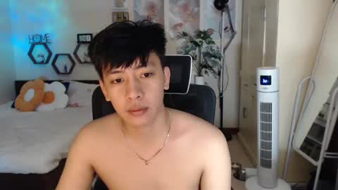 Snapshot of cutie_cumshow chatting on January 7, 2026, 8:00 pm Neil Taylor online show from January 7, 2026, 8:00 pm