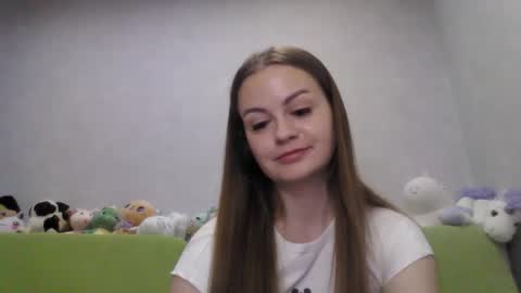 Chloe online show from May 23, 2026, 2:50 am