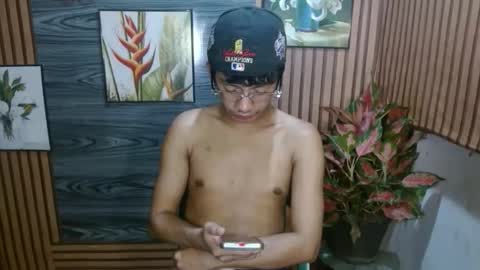Snapshot of cutie_mico chatting on February 4, 2026, 9:26 am cutie_mico online show from February 4, 2026, 9:26 am