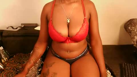 Snapshot of cutie_pumpkin_ chatting on February 24, 2026, 11:25 pm CUTIE online show from February 24, 2026, 11:25 pm