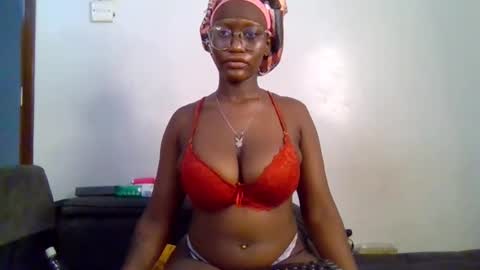 CUTIE online show from March 12, 2026, 9:48 am