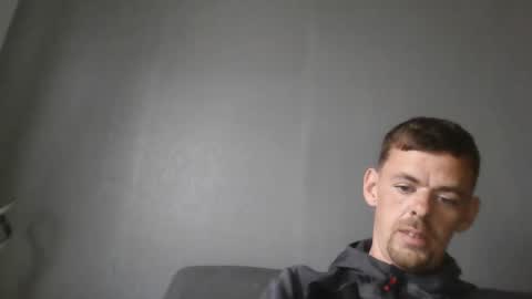 cutieblueeyes100 online show from March 29, 2026, 10:48 am