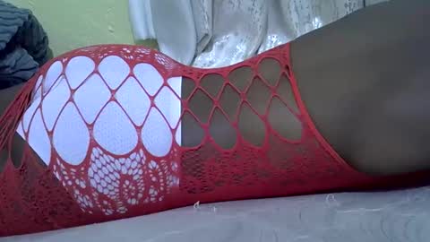 cutiehanish4 online show from October 28, 2025, 2:26 am