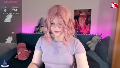 Snapshot of cutiesue chatting on December 7, 2024, 11:12 pm CutieSue online show from December 7, 2024, 11:12 pm