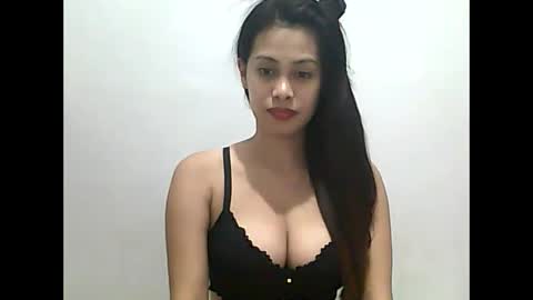 Snapshot of cutietrina chatting on December 7, 2024, 8:27 pm CutieTrina online show from December 7, 2024, 8:27 pm