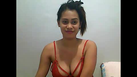 Snapshot of cutietrina chatting on December 9, 2024, 11:24 pm CutieTrina online show from December 9, 2024, 11:24 pm