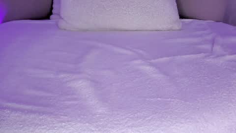 Hannah online show from April 15, 2026, 7:58 pm