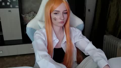 Snapshot of cutti_crystal chatting on October 30, 2025, 3:35 pm Cutti Crystal online show from October 30, 2025, 3:35 pm