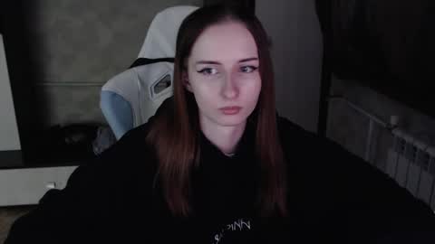 Snapshot of cutti_crystal chatting on February 24, 2026, 1:14 am Cutti Crystal online show from February 24, 2026, 1:14 am