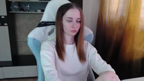 Snapshot of cutti_crystal chatting on March 3, 2026, 3:12 am Cutti Crystal online show from March 3, 2026, 3:12 am