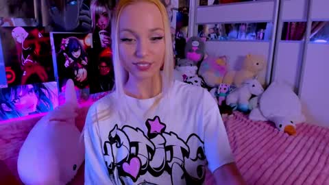 Nora online show from March 10, 2025, 12:40 am