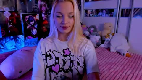 Nora online show from November 9, 2025, 9:24 pm