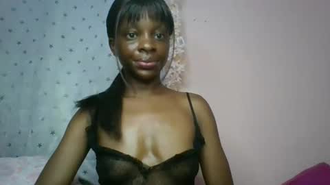 Snapshot of cutty_teshy chatting on December 18, 2025, 3:12 am cutty_teshy online show from December 18, 2025, 3:12 am