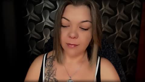 Snapshot of cyberdomme chatting on February 3, 2025, 11:15 pm Full time mean bitch. online show from February 3, 2025, 11:15 pm