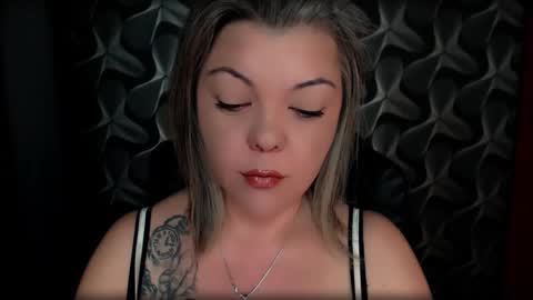 Snapshot of cyberdomme chatting on March 7, 2025, 11:16 pm Full time mean bitch. online show from March 7, 2025, 11:16 pm