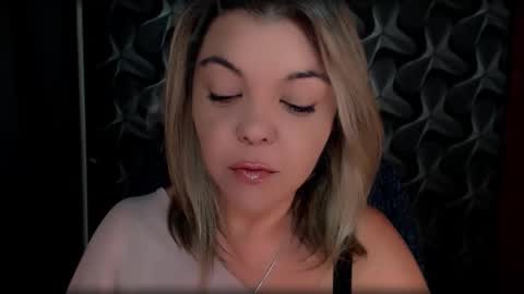 Snapshot of cyberdomme chatting on September 26, 2025, 11:53 pm Full time mean bitch. online show from September 26, 2025, 11:53 pm