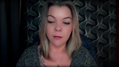 Snapshot of cyberdomme chatting on December 3, 2025, 1:13 am Full time mean bitch. online show from December 3, 2025, 1:13 am