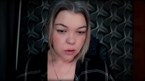 Snapshot of cyberdomme chatting on December 18, 2025, 12:06 am Full time mean bitch. online show from December 18, 2025, 12:06 am