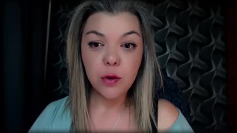 Snapshot of cyberdomme chatting on January 12, 2026, 6:40 am Full time mean bitch. online show from January 12, 2026, 6:40 am