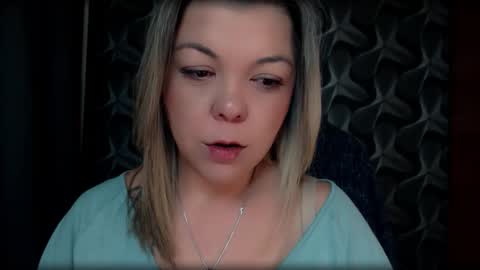 Snapshot of cyberdomme chatting on January 15, 2026, 3:44 am Full time mean bitch. online show from January 15, 2026, 3:44 am