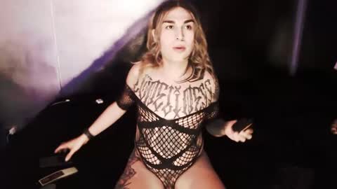 Snapshot of cybertrouble_ chatting on January 11, 2025, 10:29 pm Nikki online show from January 11, 2025, 10:29 pm