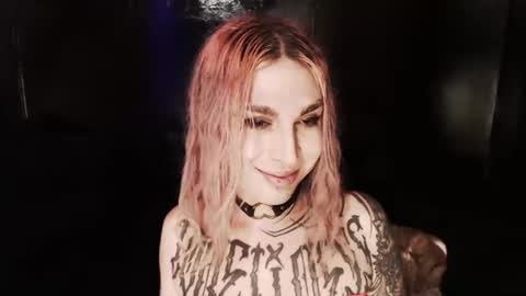 Snapshot of cybertrouble_ chatting on November 21, 2025, 12:21 am Nikki online show from November 21, 2025, 12:21 am