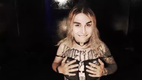 Snapshot of cybertrouble_ chatting on January 7, 2026, 3:03 pm Nikki online show from January 7, 2026, 3:03 pm