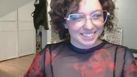 Snapshot of cyborgdyke chatting on December 5, 2025, 12:41 am cyborgdyke online show from December 5, 2025, 12:41 am