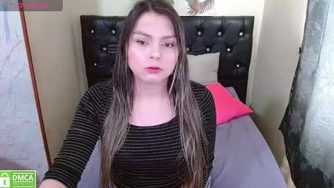 Cynthia online show from November 27, 2025, 6:43 pm