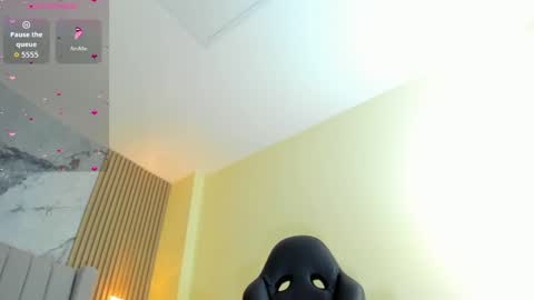 Snapshot of cynthia_hill1 chatting on October 3, 2025, 4:09 am C Y N T H I A online show from October 3, 2025, 4:09 am