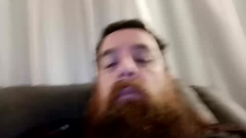 D online show from October 22, 2025, 9:42 am