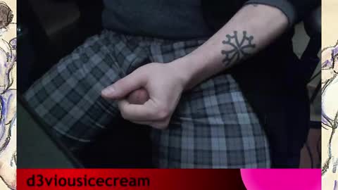 Snapshot of d3viousicecream chatting on February 21, 2025, 6:29 am deviousicecream online show from February 21, 2025, 6:29 am