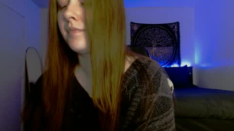 Snapshot of d_a_i_s_y chatting on February 23, 2025, 2:18 am Daisy online show from February 23, 2025, 2:18 am