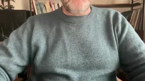 d_bowie online show from December 17, 2025, 10:21 am