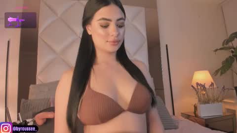 Kim online show from November 14, 2025, 4:33 am