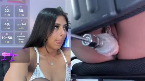 Snapshot of daaniela_moon chatting on February 13, 2025, 3:14 pm Daniela online show from February 13, 2025, 3:14 pm