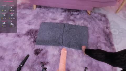 Snapshot of daaniela_moon chatting on November 30, 2025, 12:09 pm Daniela online show from November 30, 2025, 12:09 pm