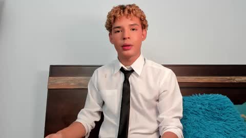 Dark Eros online show from November 15, 2025, 5:53 pm