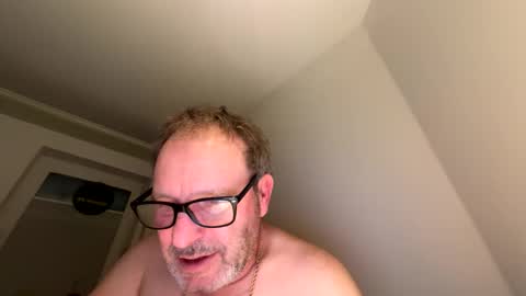 dachdecker7269 online show from February 5, 2026, 5:23 am