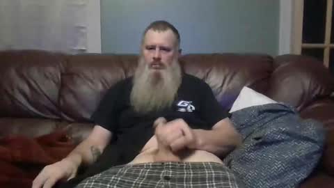 dachshund01 online show from October 14, 2025, 2:34 am