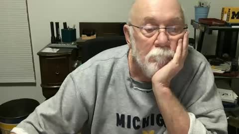 Snapshot of dack47 chatting on January 14, 2025, 9:30 pm dack47 online show from January 14, 2025, 9:30 pm