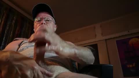 dadbate23 online show from July 8, 2026, 4:17 am